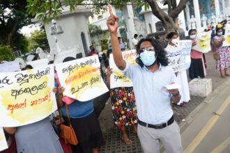 teachers-and-principals-of-sri-lanka-coming-to-colombo-today-for-a-protest