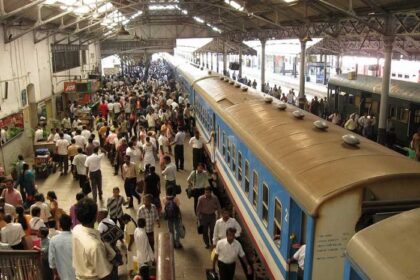 train-station-masters-strike-in-sri-lanka