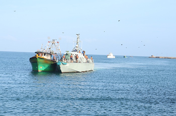 Indian trawlers with fishermen seized for poaching in Sri Lankan waters