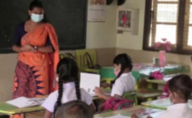 Teachers and principals start work-to-rule campaign